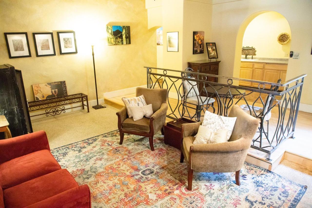 Letson Loft Hotel Бисби Экстерьер фото